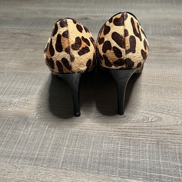 Max Studio Leopard Pump Heels Size 8.5 - Picture 5 of 7